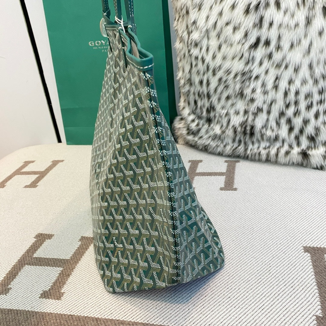 Goyard Saint Louis Tote Green