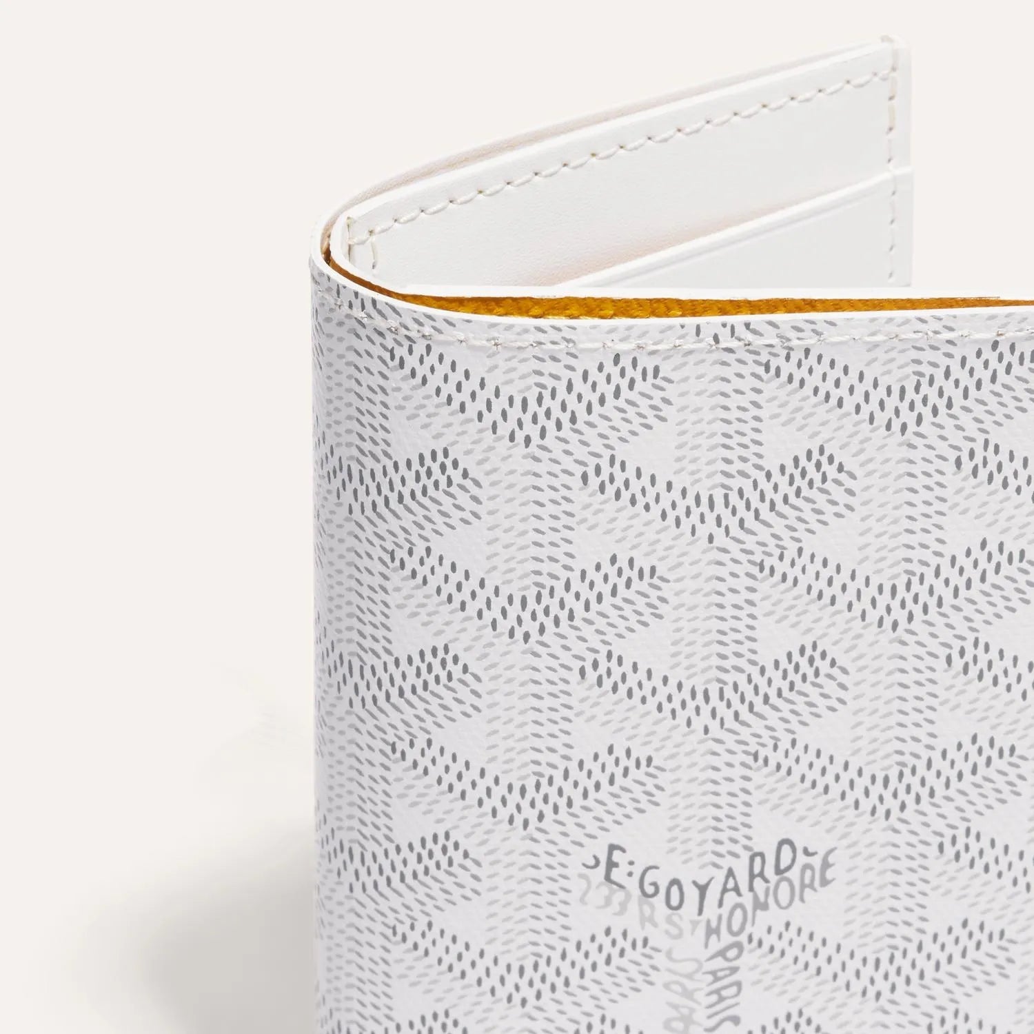 Goyard Saint Pierre