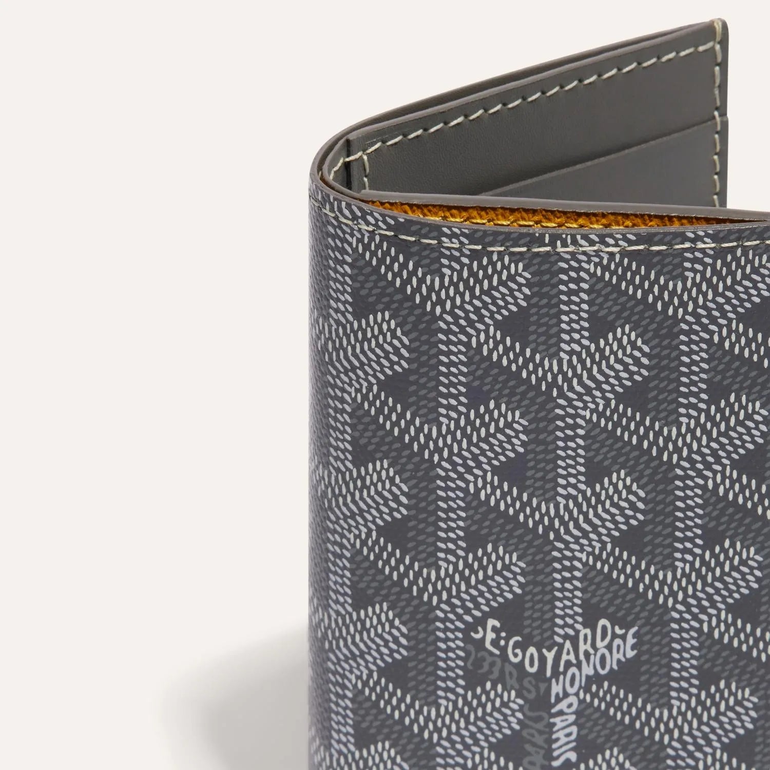 Goyard Saint Pierre